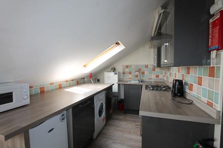 4 bedroom Flat to let in George Street, Leamington Spa, CV31