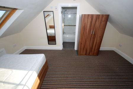7 bedroom Flat to let in George Street, Leamington Spa, CV31