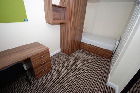 7 bedroom Flat to let in George Street, Leamington Spa, CV31