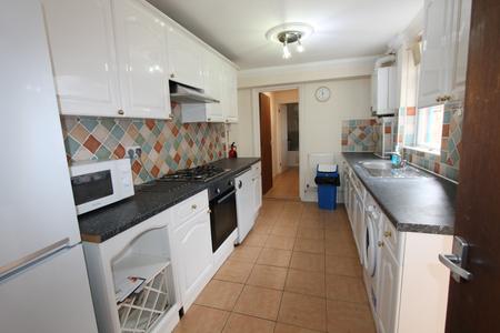 6 bedroom Flat to let in New Street, Leamington Spa, CV31