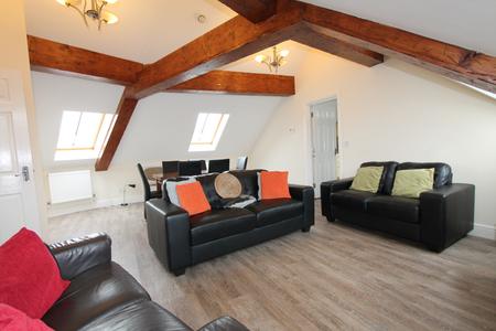 6 bedroom Flat to let in Regent Place, Leamington Spa, CV31