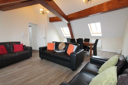 6 bedroom Flat to let in Regent Place, Leamington Spa, CV31