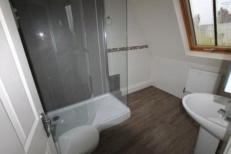 3 bedroom Flat to let in Spencer Street, Leamington Spa, CV31