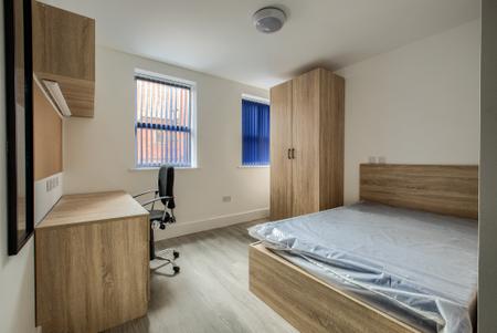6 bedroom Flat to let in Bedford Street, Second Floor, Leamington Spa, CV32