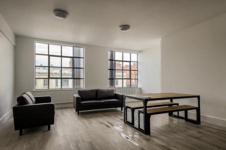 6 bedroom Flat to let in Bedford Street, Second Floor, Leamington Spa, CV32