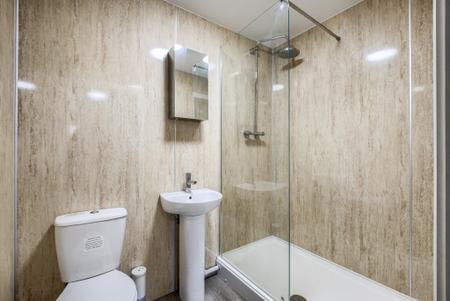 6 bedroom Flat to let in Bedford Street, Second Floor, Leamington Spa, CV32