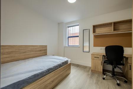 6 bedroom Flat to let in Bedford Street, Second Floor, Leamington Spa, CV32