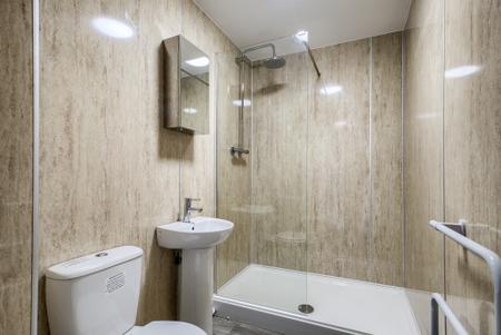 6 bedroom Flat to let in Bedford Street, Second Floor, Leamington Spa, CV32