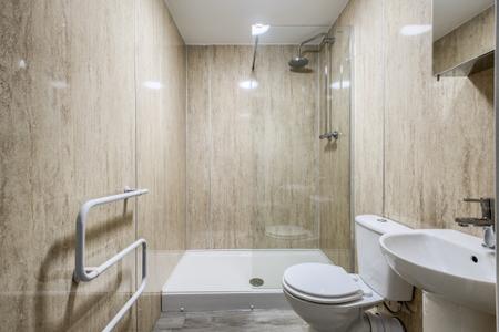 6 bedroom Flat to let in Bedford Street, Third Floor, Leamington Spa, CV32