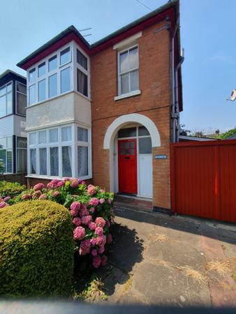 5 bedroom Flat to let in Brunswick Street, Leamington Spa, CV31
