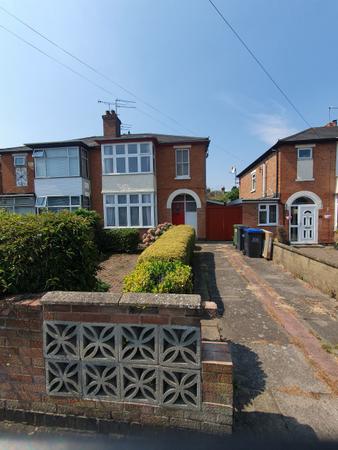 5 bedroom Flat to let in Brunswick Street, Leamington Spa, CV31