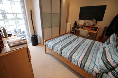 2 bedroom Flat to let in Clarendon Avenue, Leamington Spa, CV32