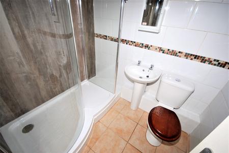 3 bedroom Flat to let in George Street, Leamington Spa, CV31