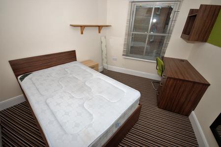 3 bedroom Flat to let in George Street, Leamington Spa, CV31
