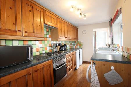 4 bedroom Flat to let in Hill Street, Leamington Spa, CV32