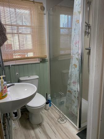 6 bedroom Flat to let in Leicester Street, Leamington Spa, CV32