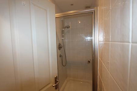 5 bedroom Flat to let in New Street, Leamington Spa, CV31