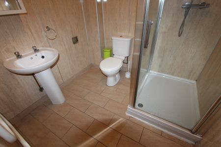9 bedroom Flat to let in Warwick Street, Leamington Spa, CV32
