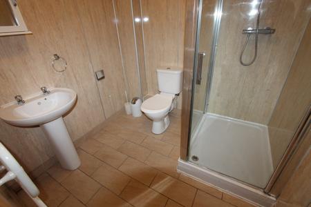 9 bedroom Flat to let in Warwick Street, Leamington Spa, CV32