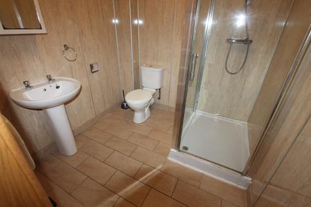 9 bedroom Flat to let in Warwick Street, Leamington Spa, CV32