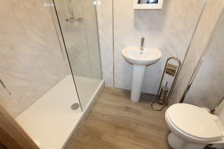 9 bedroom Flat to let in Warwick Street, Leamington Spa, CV32