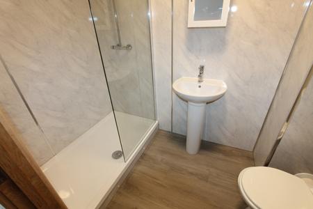 9 bedroom Flat to let in Warwick Street, Leamington Spa, CV32