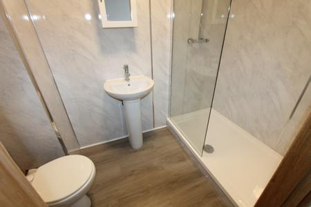 9 bedroom Flat to let in Warwick Street, Leamington Spa, CV32