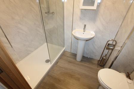 9 bedroom Flat to let in Warwick Street, Leamington Spa, CV32