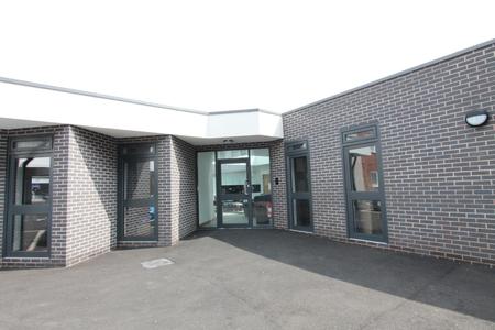 6 bedroom Flat to let in Warwick Street, Leamington Spa, CV32