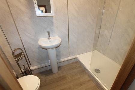 6 bedroom Flat to let in Warwick Street, Leamington Spa, CV32