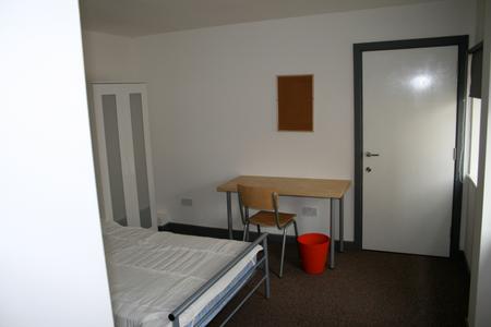 7 bedroom Flat to let in Warwick Street, The Atrium, Leamington Spa, CV32