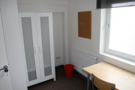 7 bedroom Flat to let in Warwick Street, The Atrium, Leamington Spa, CV32