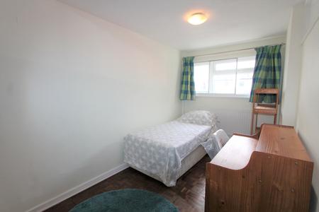 6 bedroom Flat to let in Willes Road, Leamington Spa, CV31