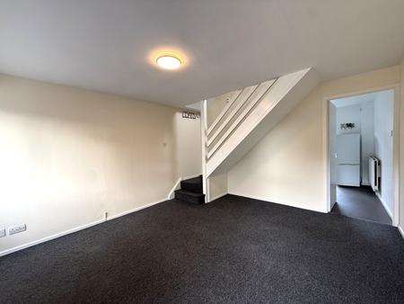 2 bedroom Semi-detached house to let in Kirby Avenue, Woodloes Park, Warwick, CV34