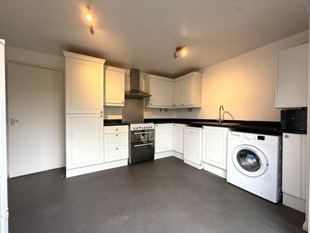 2 bedroom Semi-detached house to let in Kirby Avenue, Woodloes Park, Warwick, CV34