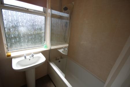 4 bedroom End of terrace house to let in Lamel Street, York, YO10