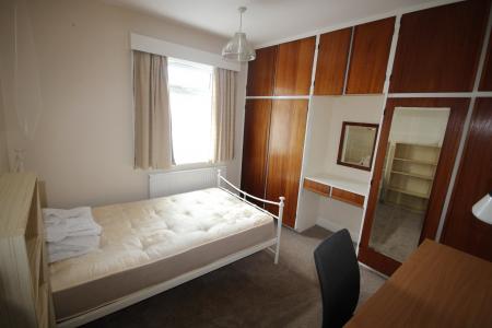 4 bedroom End of terrace house to let in Lamel Street, York, YO10