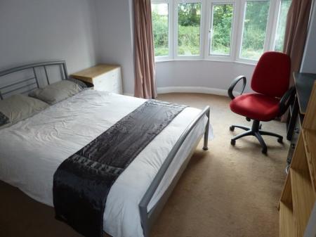 5 bedroom Semi-detached house to let in Windmill Lane, York, YO10