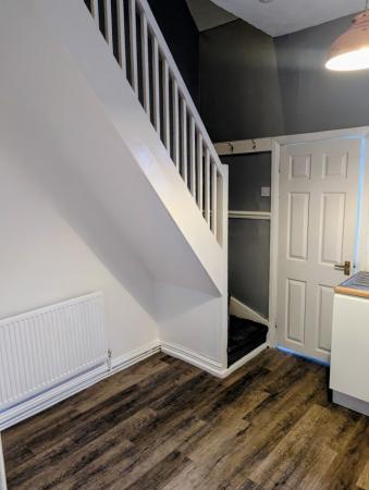 2 bedroom Terraced House to let in Evas Avenue, De La Pole Street, Hull, HU3