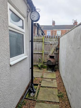 2 bedroom Terraced House to let in Evas Avenue, De La Pole Street, Hull, HU3