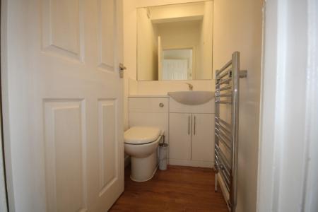 4 bedroom Semi-detached house to let in Thirkleby Way, York, YO10