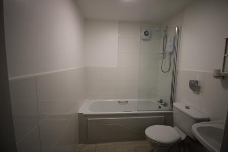 2 bedroom Terraced House to let in Garden Court, Heslington, York, YO10