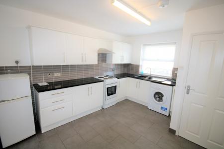 2 bedroom Terraced House to let in Hyrst Mews, Heworth, York, YO31