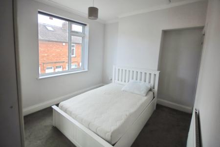 4 bedroom End of terrace house to let in Rose Street, York, YO31