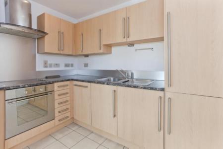 2 bedroom Flat to let in Popeshead Court, City Centre, York, YO1