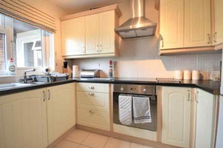 1 bedroom Flat to let in Morritt Close, York, YO31