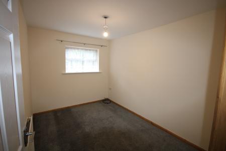 2 bedroom Flat to let in Green Lane, Holgate, York, YO24