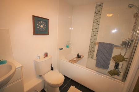 2 bedroom Flat to let in Burton Croft, Bootham, York, YO30