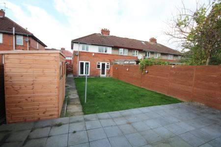 3 bedroom Semi-detached house to let in Spalding Avenue, Clifton, York, YO30