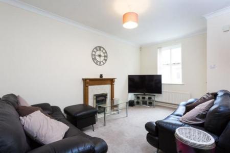 3 bedroom End of terrace house to let in Chaucer Street, York, YO10